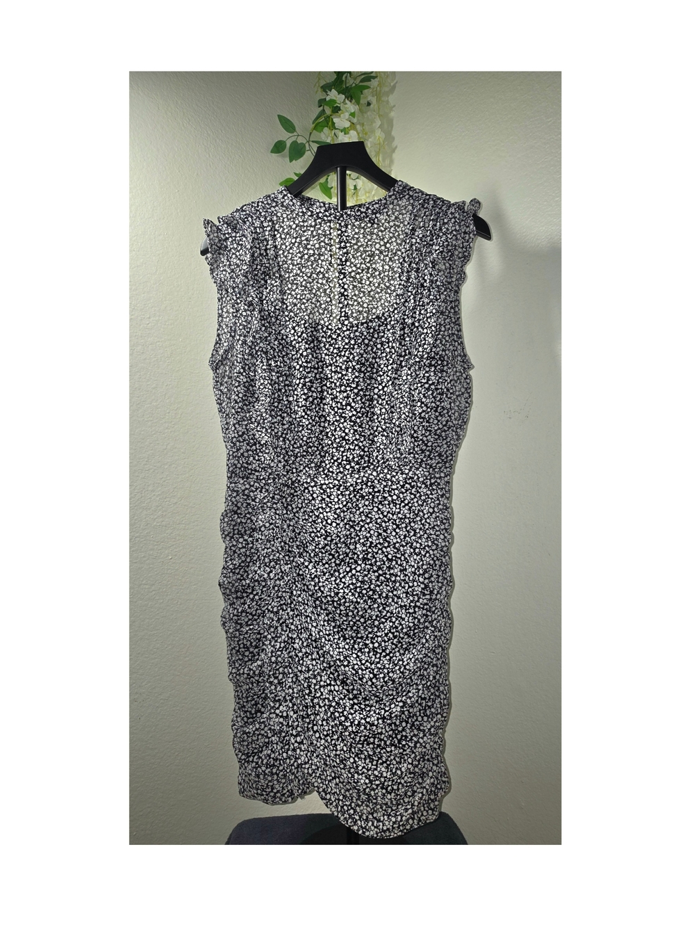 Express Black & White Floral Sleeveless Mini Dress